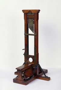 गिलॉटीन  (शिरच्छेद यंत्र) (Guillotine)