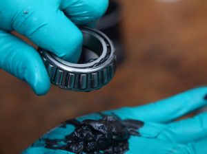 Read more about the article घन वंगणे (Solid lubricants)