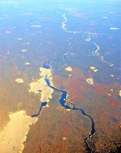 Read more about the article ऑल्बनी नदी (Albany River)