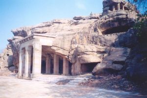 Read more about the article हाथीगुंफा शिलालेख (Hathigumpha Inscription)
