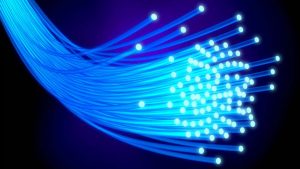 Read more about the article प्रकाशकीय तंतू (Optical fibre)