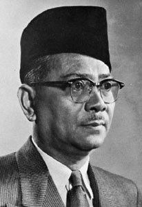 Read more about the article तुंकू अब्दुल रहमान (Tunku Abdul Rahman Putra Alhaj)