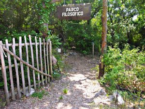 Read more about the article तत्त्वज्ञानोद्यान (Philosophical Park)