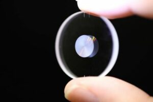 ५-मितीय अब्जांश स्मरण तबकडी  (5-D Nano Memory Disc)