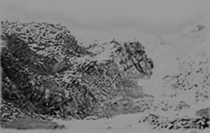 आर्थिक भू - स्मारके : संस्तरित बॅराइट्स (Economic Geo - Monuments : Bedded Barites)