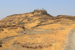 ढवळगड (Dhavalgad)