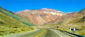 Read more about the article उस्पालाता खिंड (Uspallata Pass)