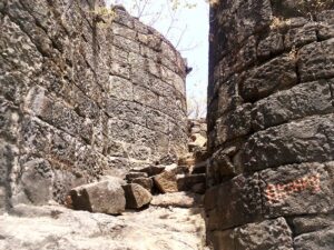 मानगड (Mangad Fort)